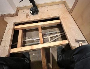 【賃貸マンション漏水】給湯管ピンホール修理から内装復旧まで、職人一人で即解決！